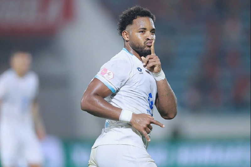 hlv-vu-hong-viet-ky-vong-xuan-son-hoang-hen-se-giup-tuyen-viet-nam-manh-hon